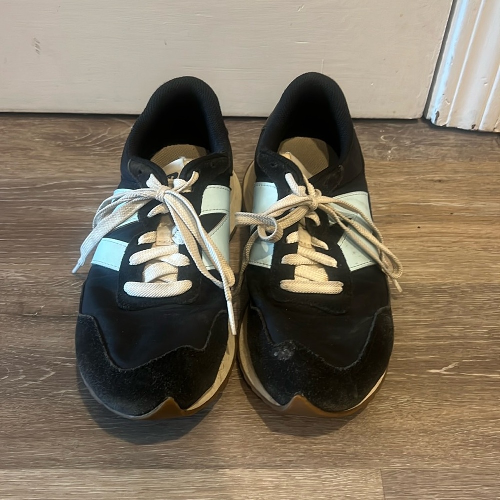 New balance gym shoes